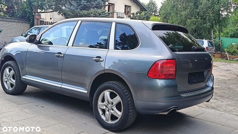 Porsche Cayenne - 11