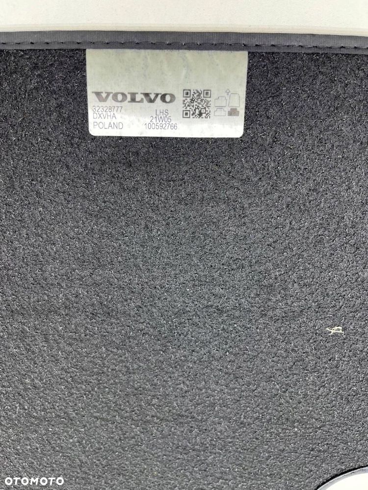 VOLVO XC40 DYWANIKI WELUROWE KOMPLET 32328775 - 7