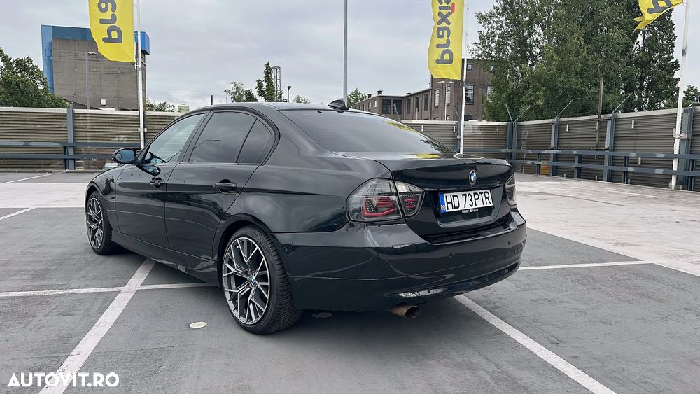 BMW Seria 3 318i - 6