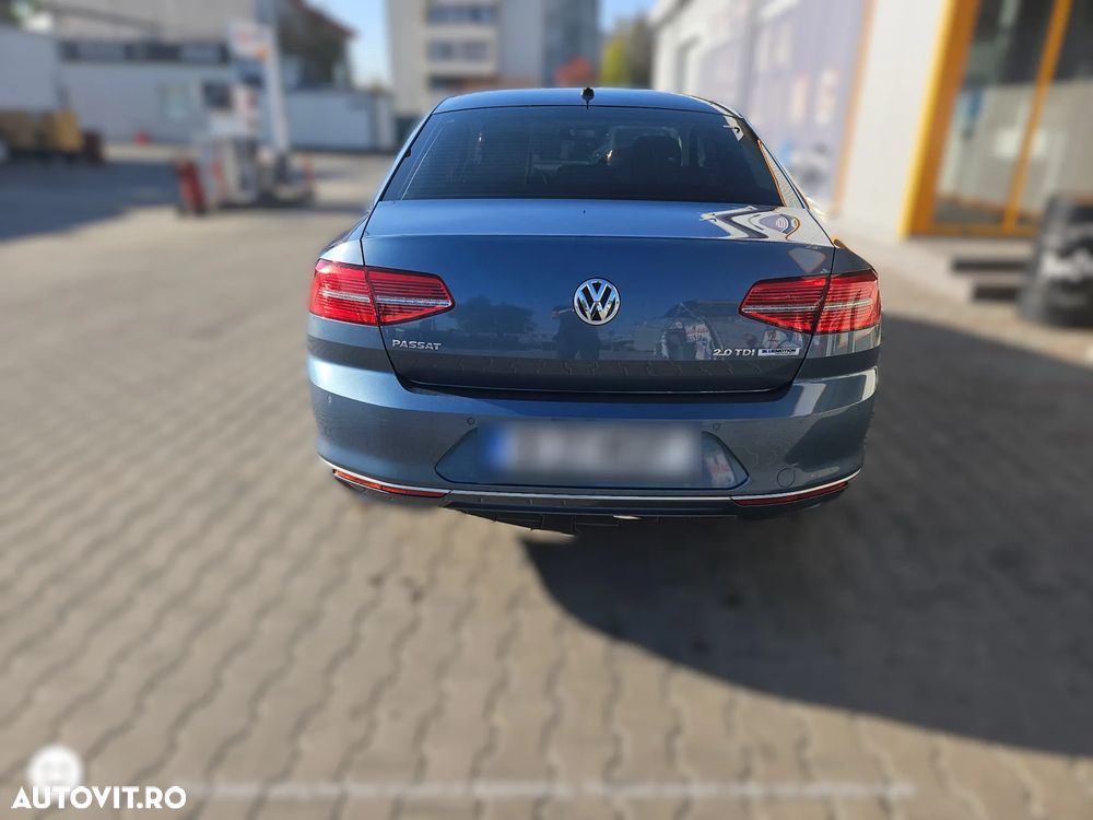 Volkswagen Passat 2.0 TDI DSG Highline - 7