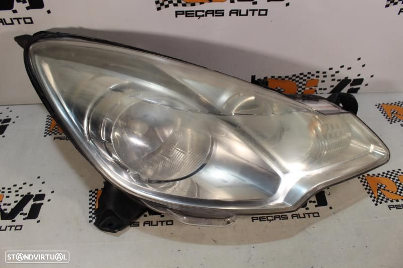 Ótica / Farol Direito Ds Ds 3  9673814380 / 9673814480 / 9673814580 - 3