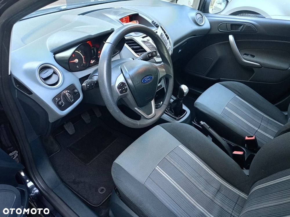 Ford Fiesta 1.25 Ambiente - 7