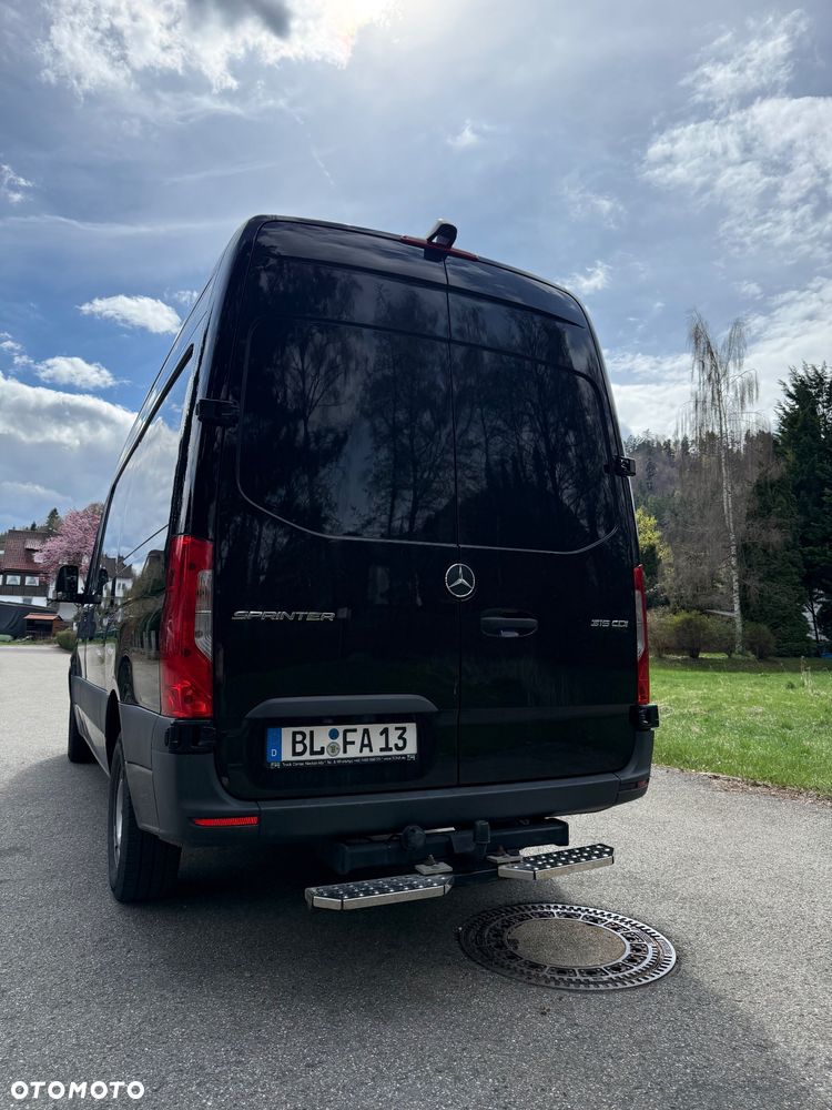 Mercedes-Benz Sprinter - 5