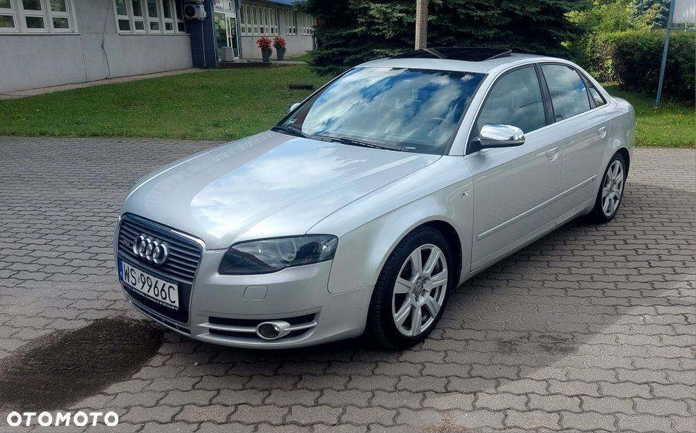 Audi A4 Limousine - 5