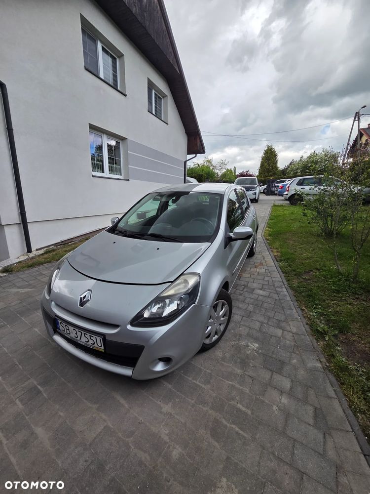 Renault Clio 1.2 16V Life - 2
