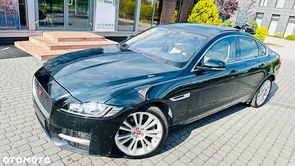 Jaguar XF 35t AWD Prestige - 3