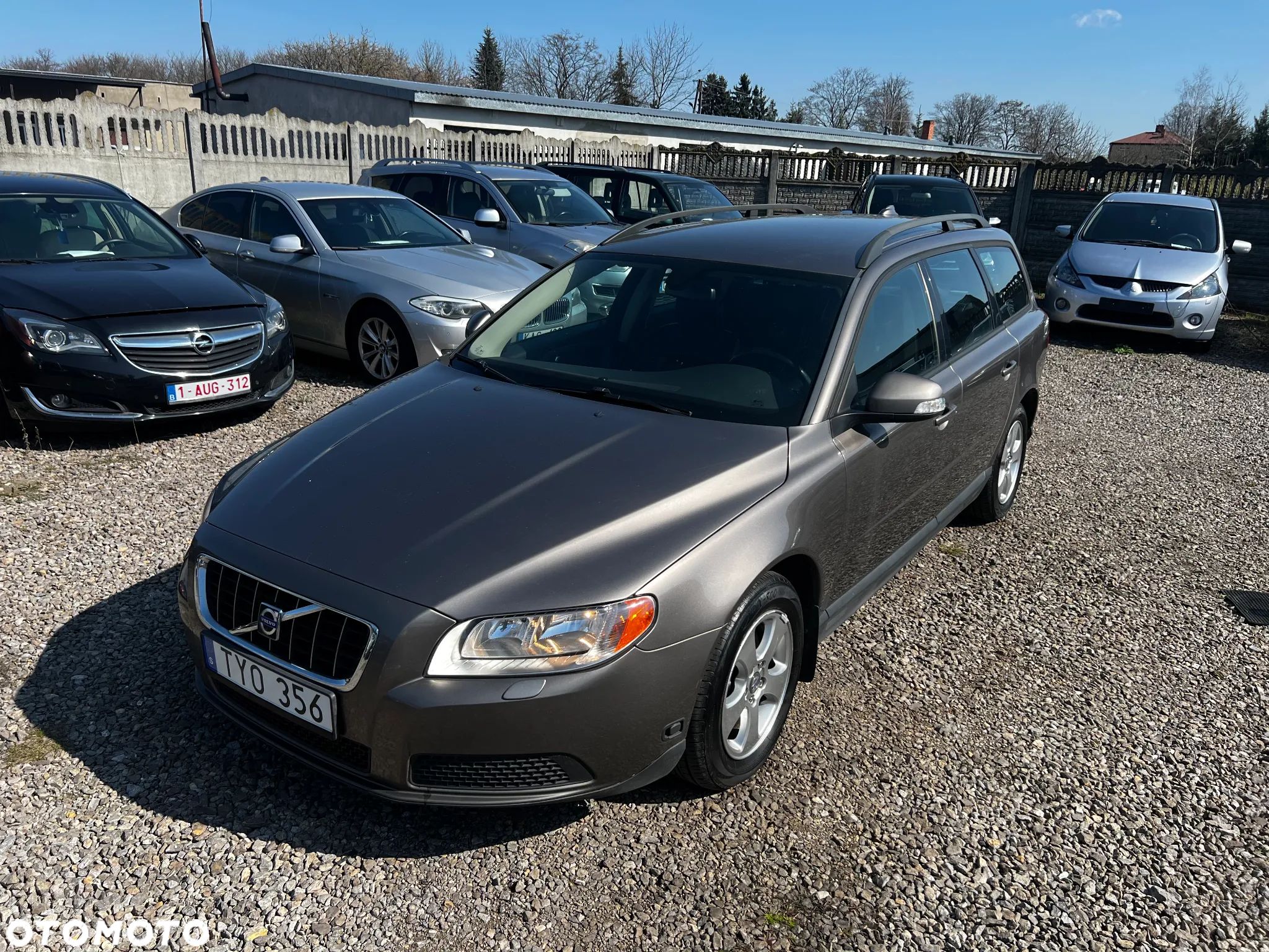 Volvo V70 2.0 Kinetic - 1