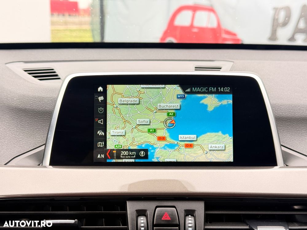 BMW X1 sDrive18d Aut. xLine - 18