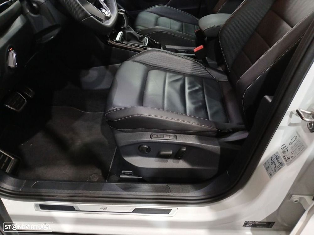 VW T-Roc 2.0 TDI R-Line DSG - 30