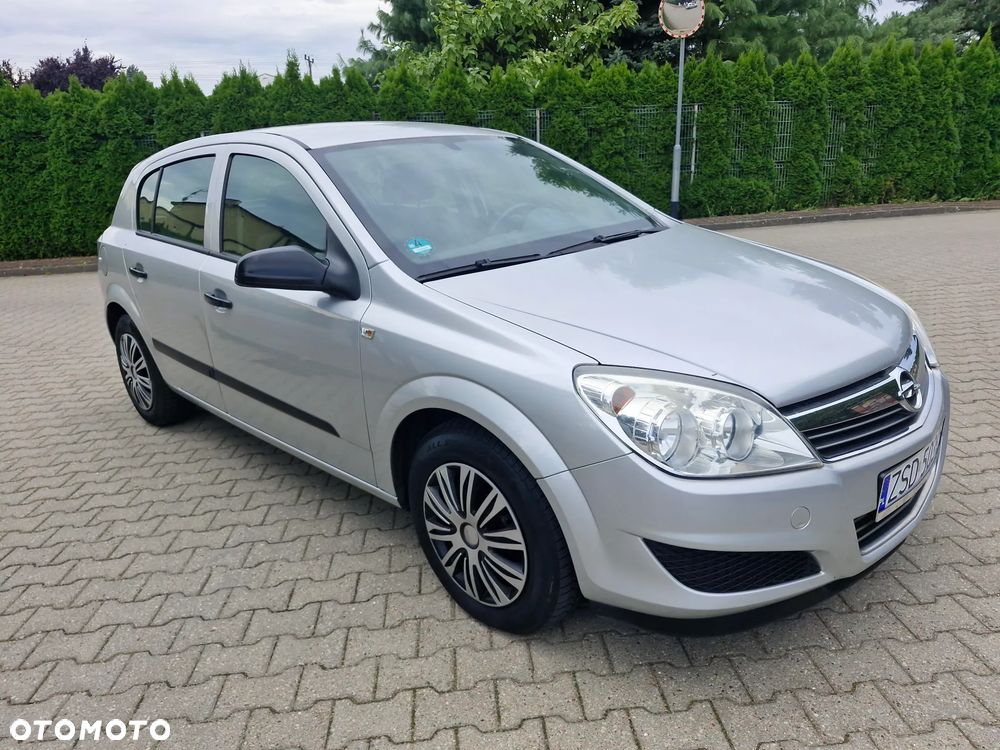 Opel Astra 1.6 Enjoy - 9