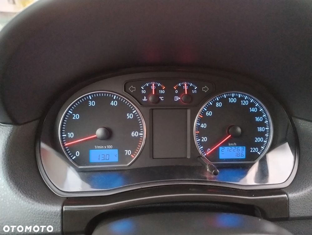 Volkswagen Polo 1.6 Trendline - 20