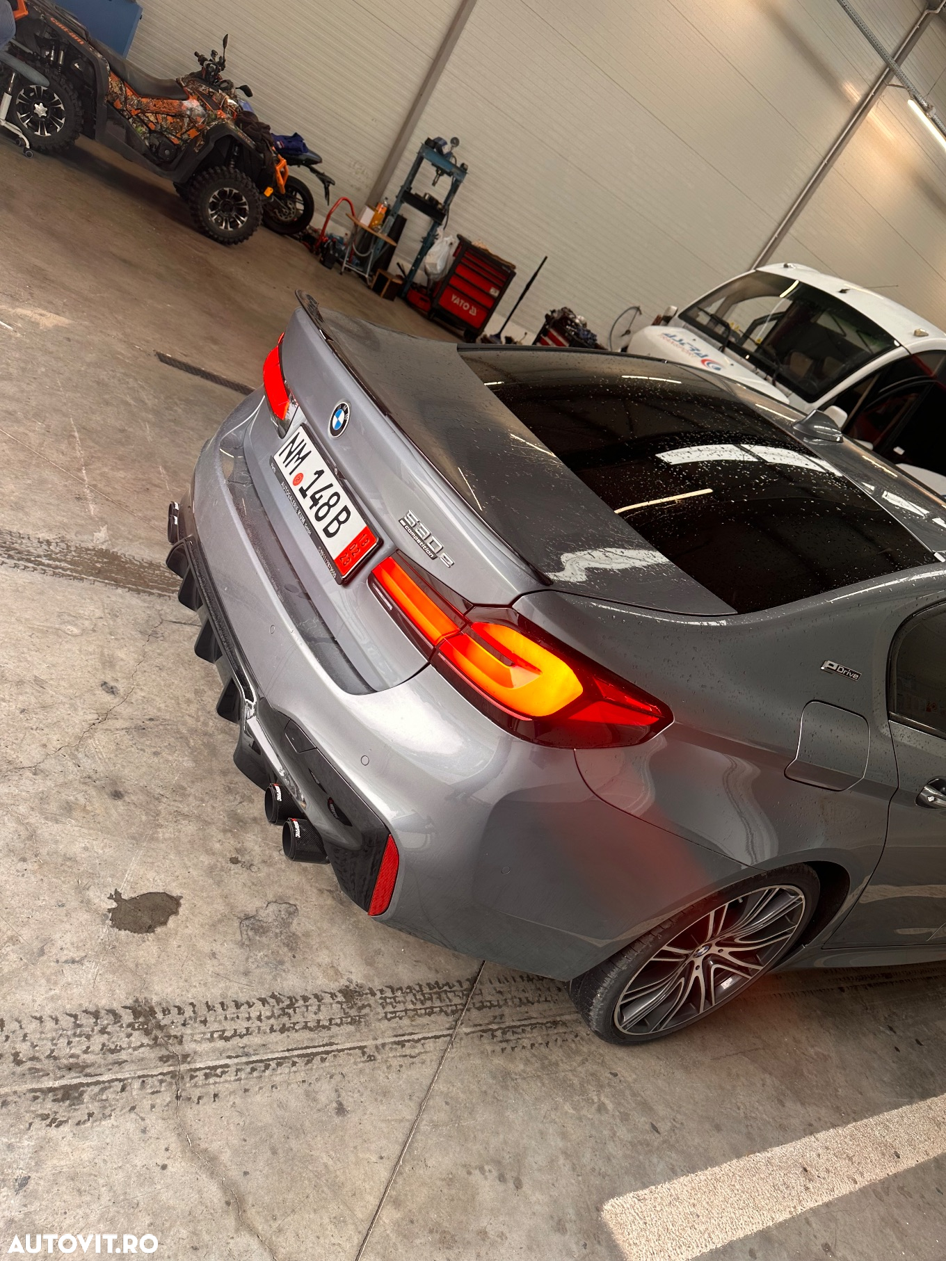 BMW Seria 5 520i AT - 27