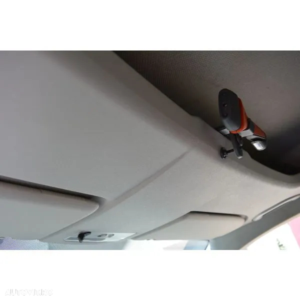 Volkswagen Caddy 2.0 TDI 4Motion - 33