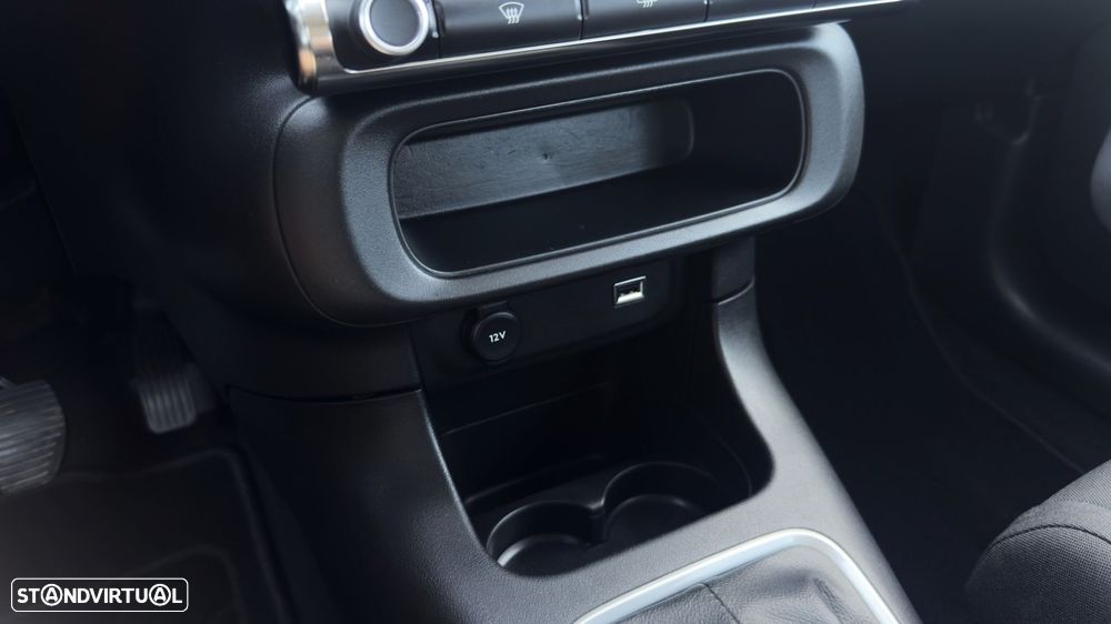 Citroën C3 1.2 PureTech Shine - 22
