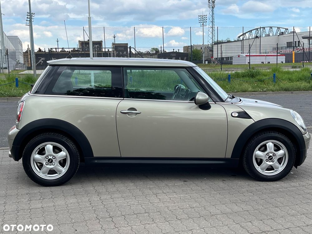 MINI ONE - 9