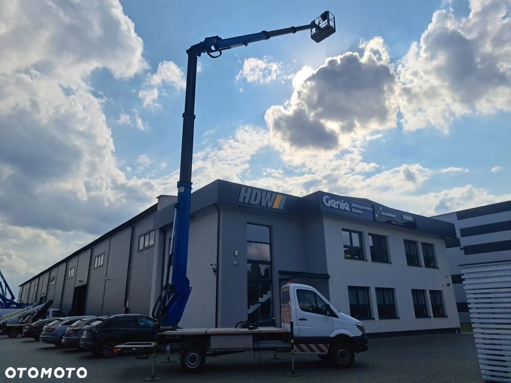 Versalift VTX-240 na MB Sprinter 314CDI 55.000 EUR netto - 7