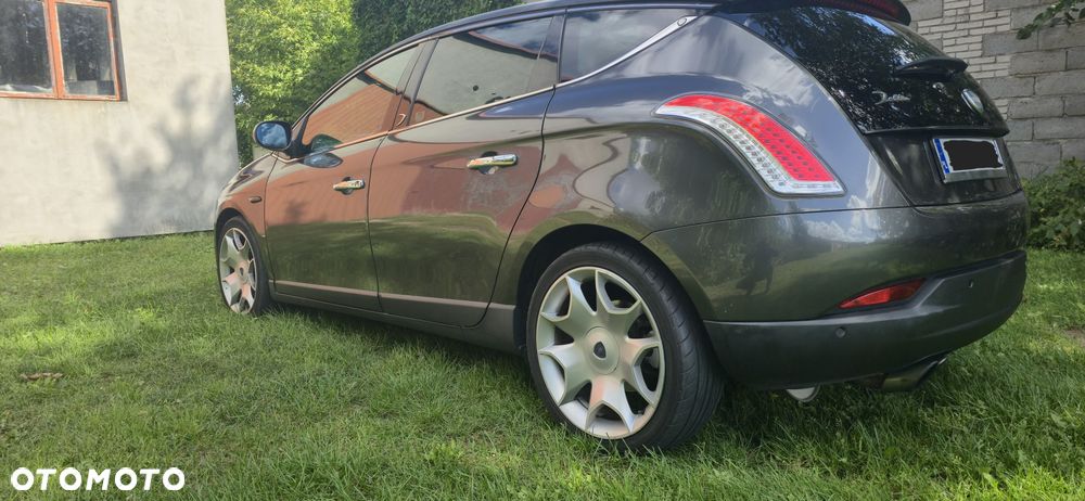 Lancia Delta 1.8 T-Jet Oro Sportronic - 5