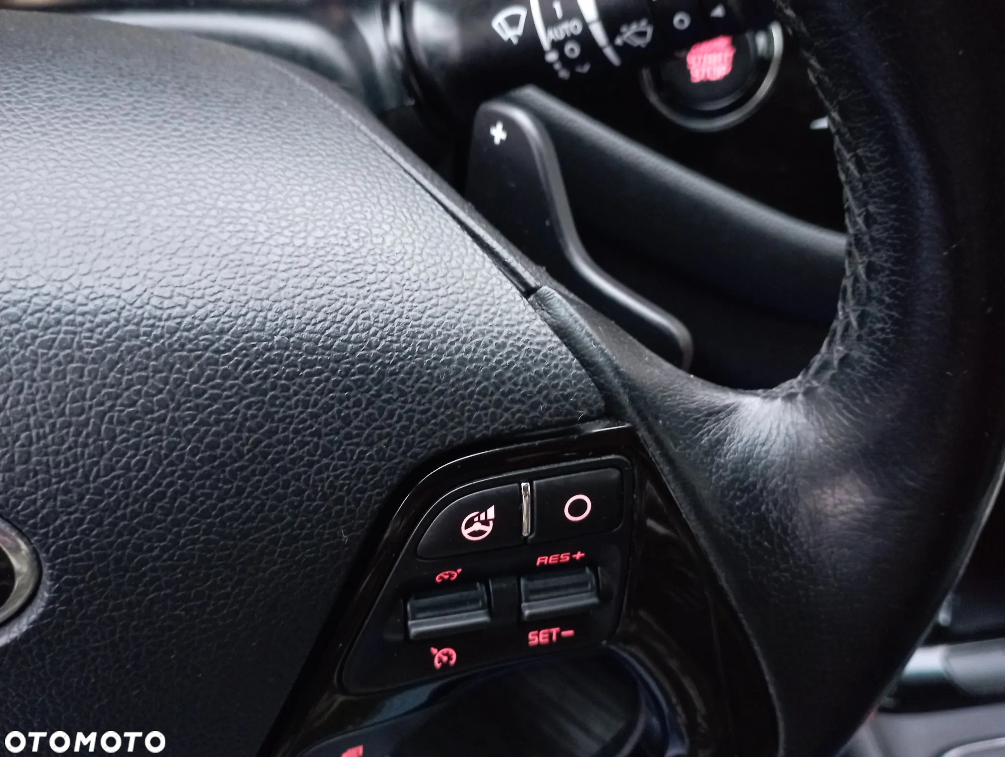Kia Ceed Cee'd 1.6 GDI XL DCT - 23