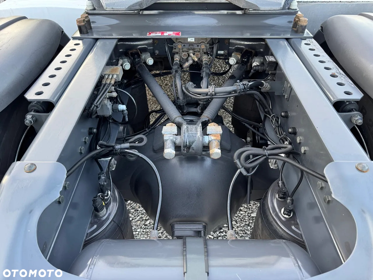 Scania R 450 / ADR / CAŁA NA PODUCHACH / BEZ EGR / RETARDER / CENTRALNE SMAROWANIE - 16