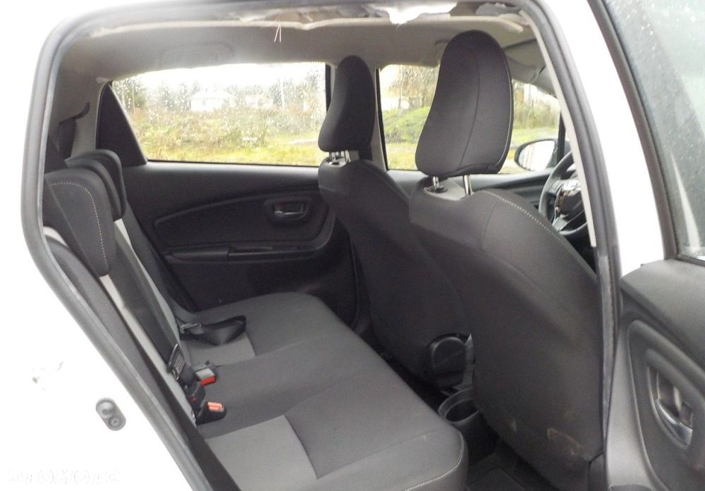 Toyota Yaris - 18