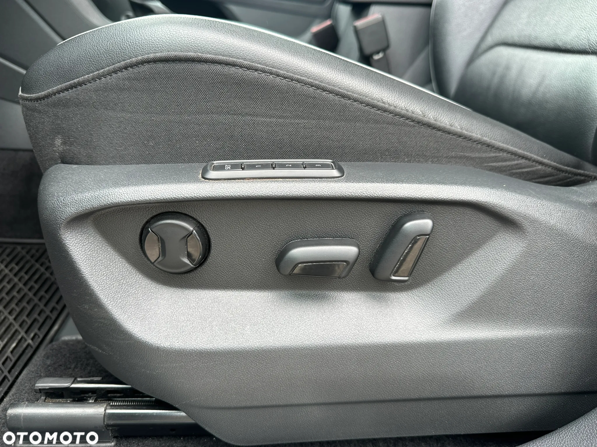 Volkswagen Tiguan Allspace - 14