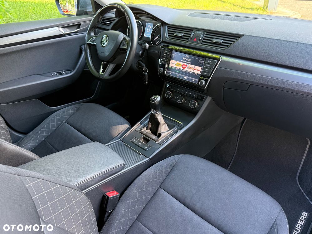 Skoda Superb 1.4 TSI ACT Ambition - 8