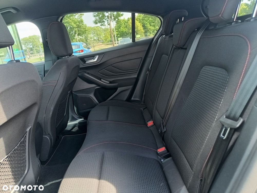 Ford Focus 1.0 EcoBoost mHEV ST-Line X - 21