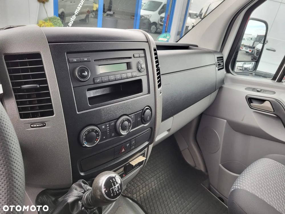 Volkswagen CRAFTER 50-2.0 TDI - MAXI- 5-6 OSÓB-HAK 3500 KG-REGAŁY - 9