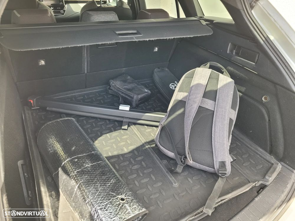Toyota Corolla Touring Sports 2.0 Hybrid Square Collection - 5