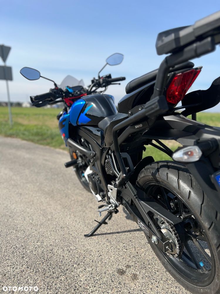 Suzuki GSX - 8