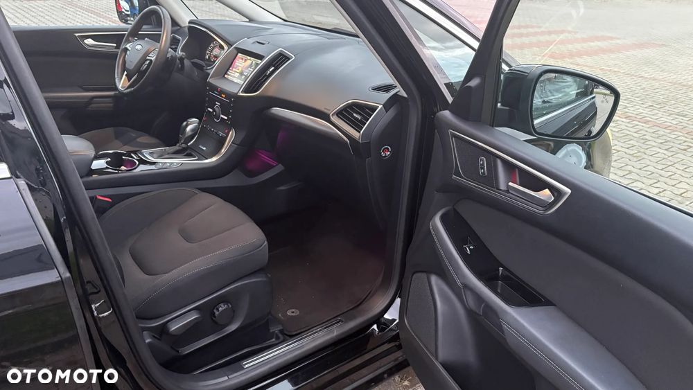 Ford S-Max 2.0 TDCi Titanium PowerShift - 15