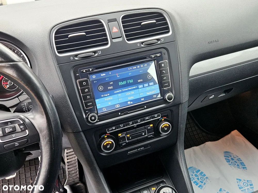 Volkswagen Golf 1.6 TDI DPF BlueMotion Technology MATCH - 19