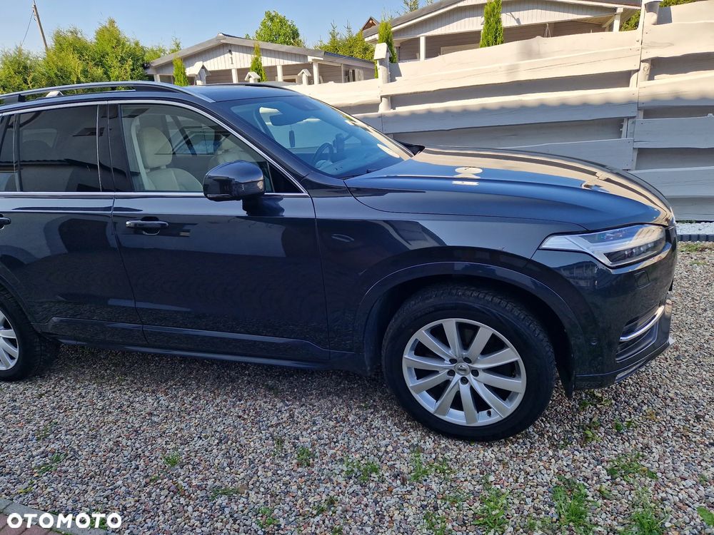 Volvo XC 90 D5 AWD Momentum - 4