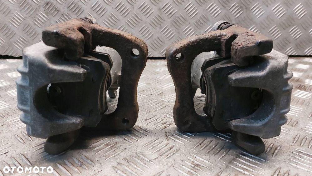 ZACISK HAMULCOWY LEWY TYŁ + PRAWY TYŁ SEAT LEON II - 4