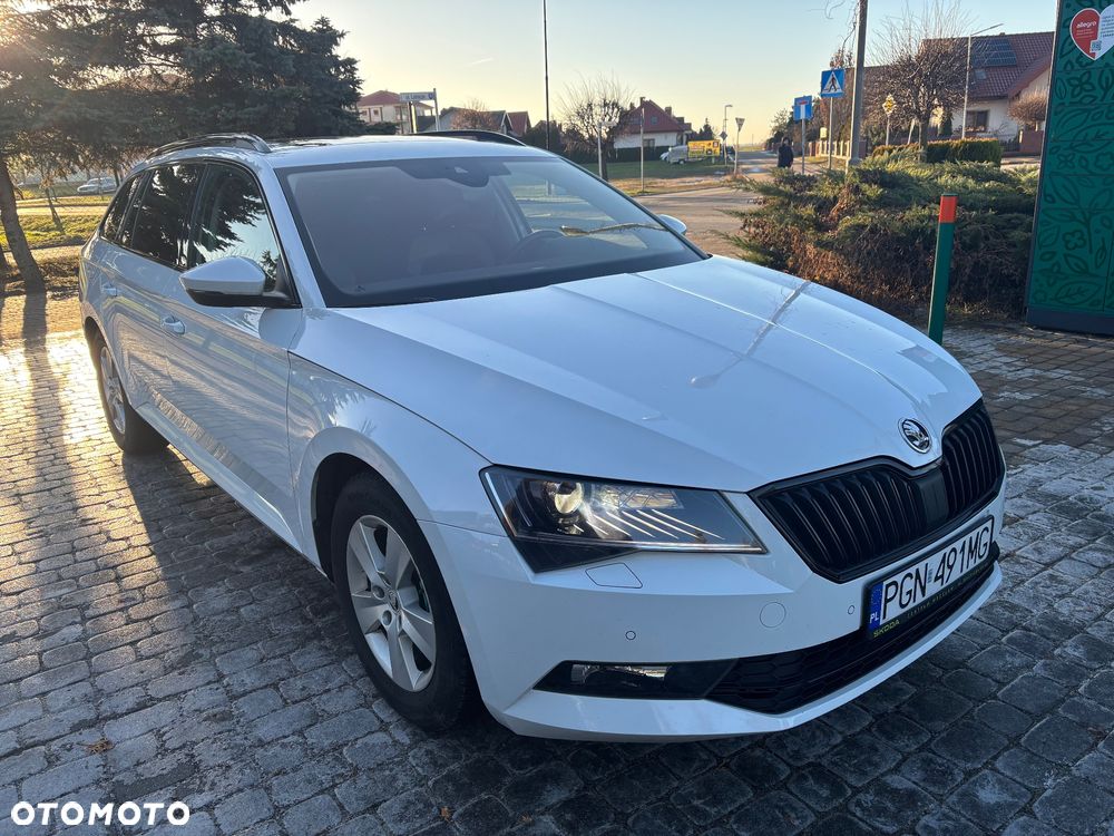 Skoda Superb 2.0 TDI DSG Style - 14