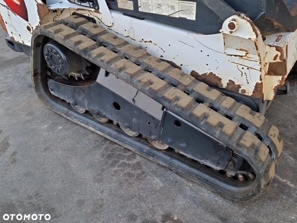 Bobcat T590 - 7