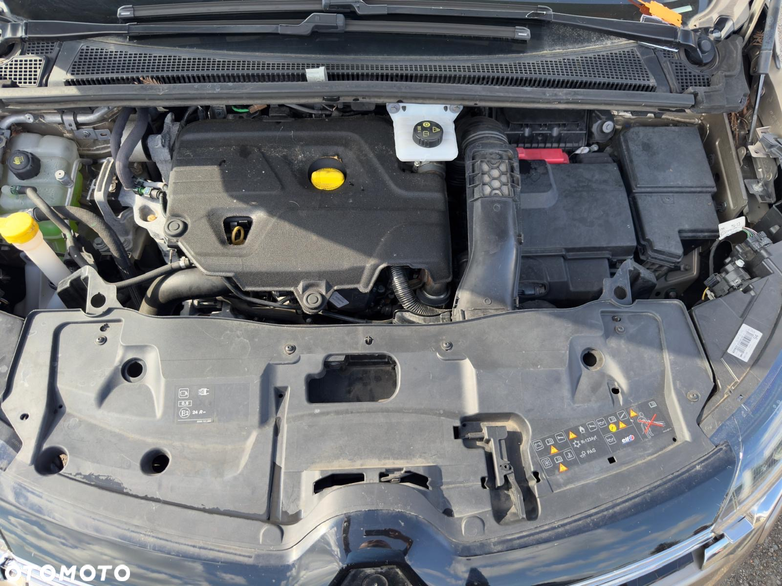 Renault Espace 1.6 dCi Energy Initiale Paris EDC 7os - 27