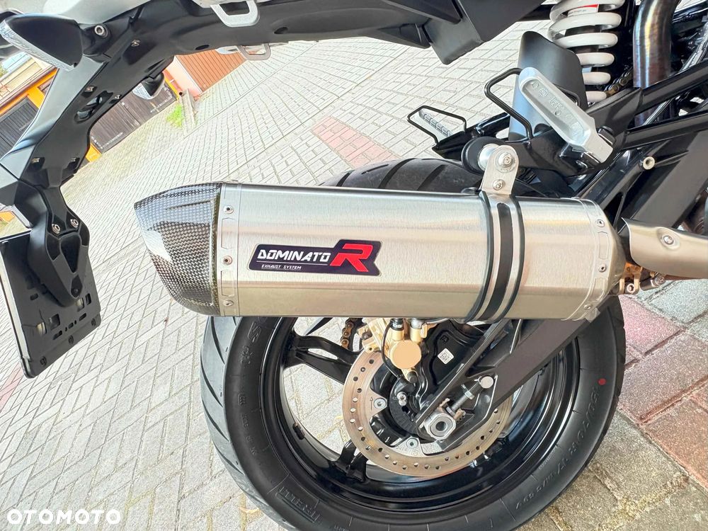 BMW G - 10