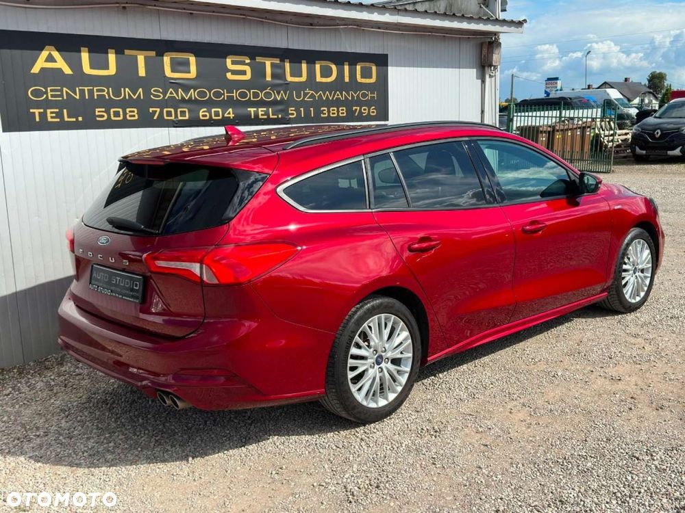 Ford Focus 1.0 EcoBoost Hybrid ST-LINE STYLE - 38