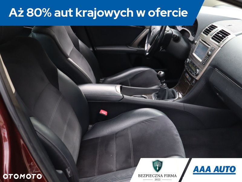 Toyota Avensis - 10