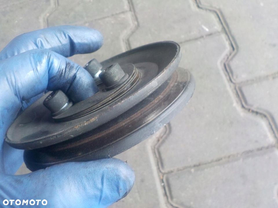 VW T4 1.9 TD D KOŁO POMPY WSPOMAGANIA NAPINACZ - 3