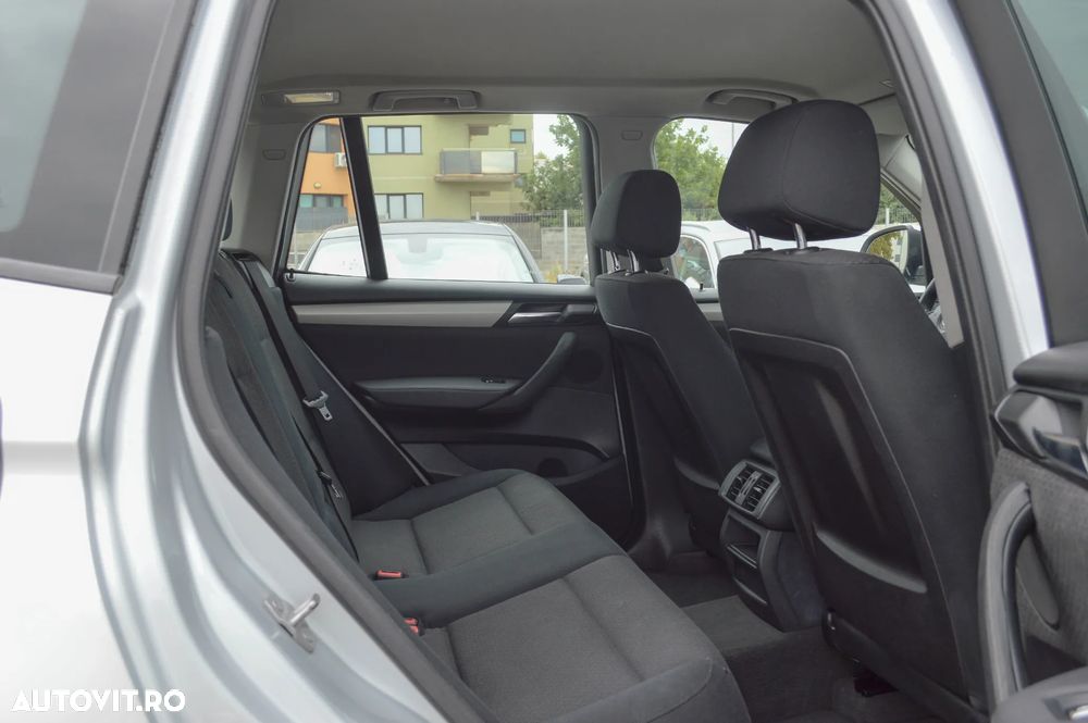 BMW X3 xDrive20d AT Advantage - 29