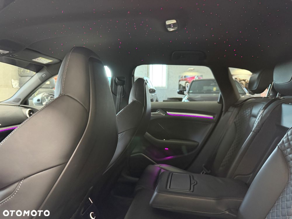 Audi S3 Sportback S tronic - 18