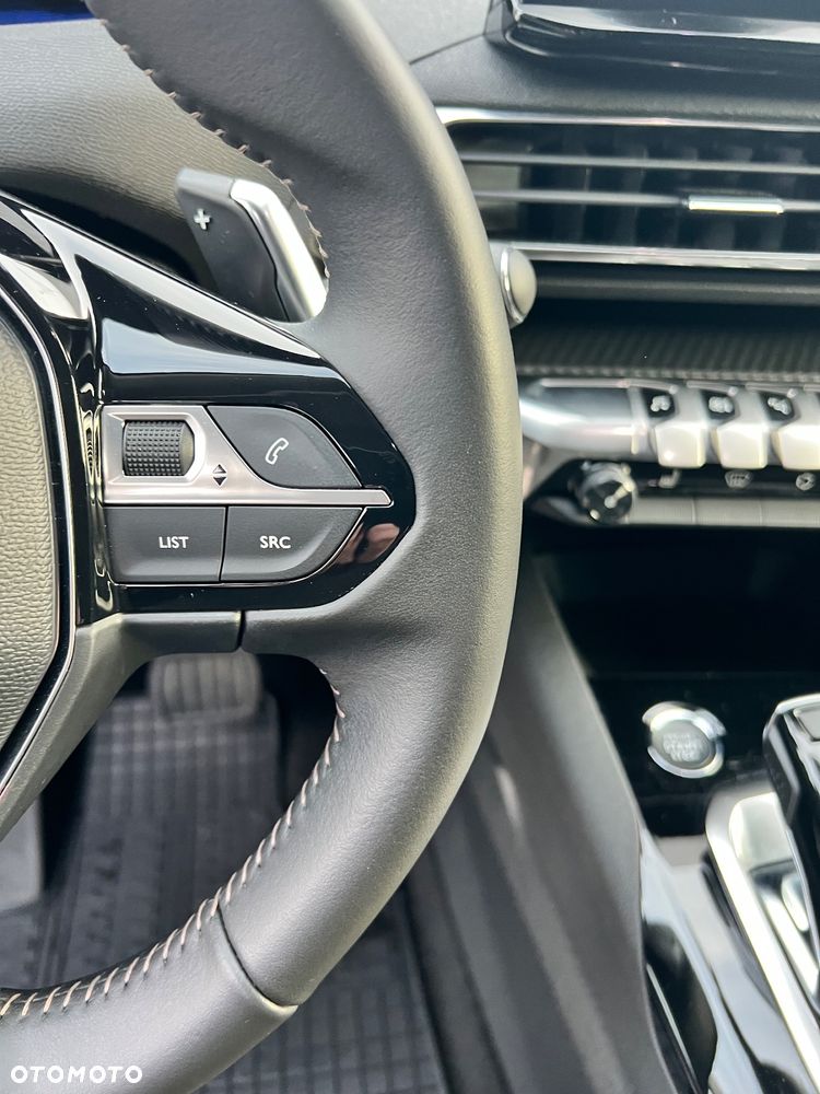 Peugeot 3008 1.2 PureTech Allure Pack S&S EAT8 - 19