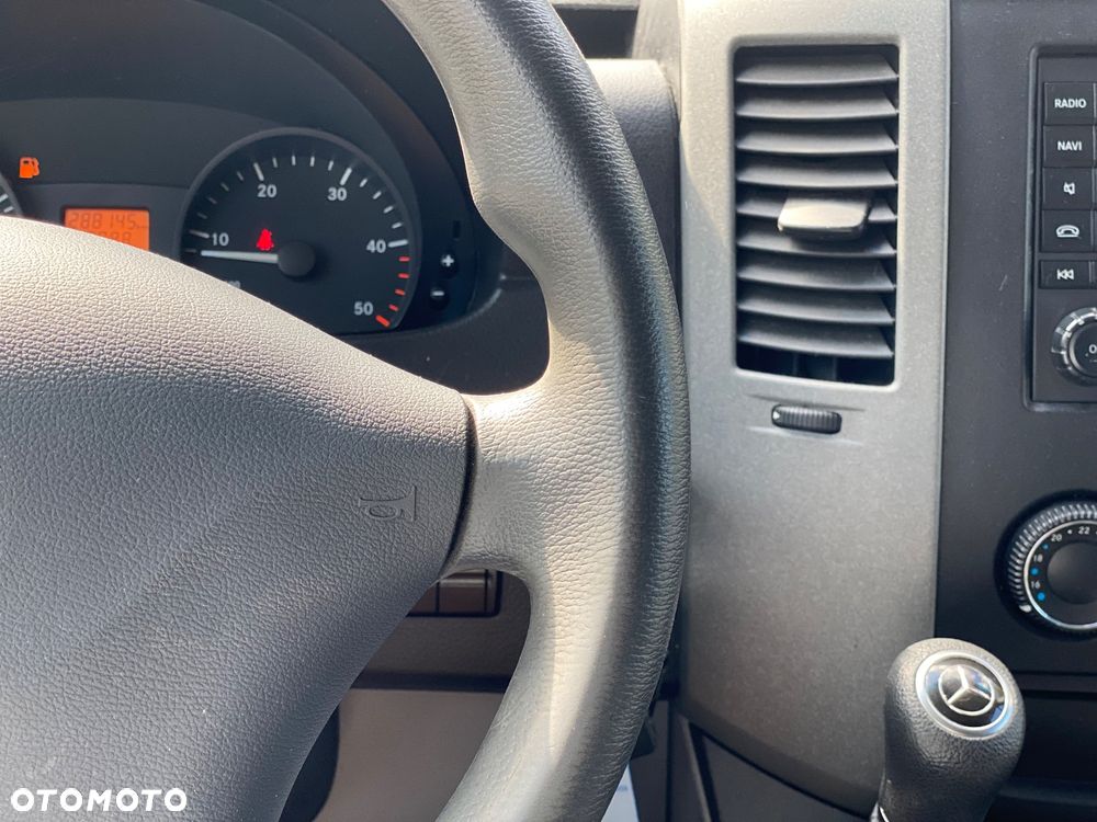 Mercedes-Benz Sprinter - 19