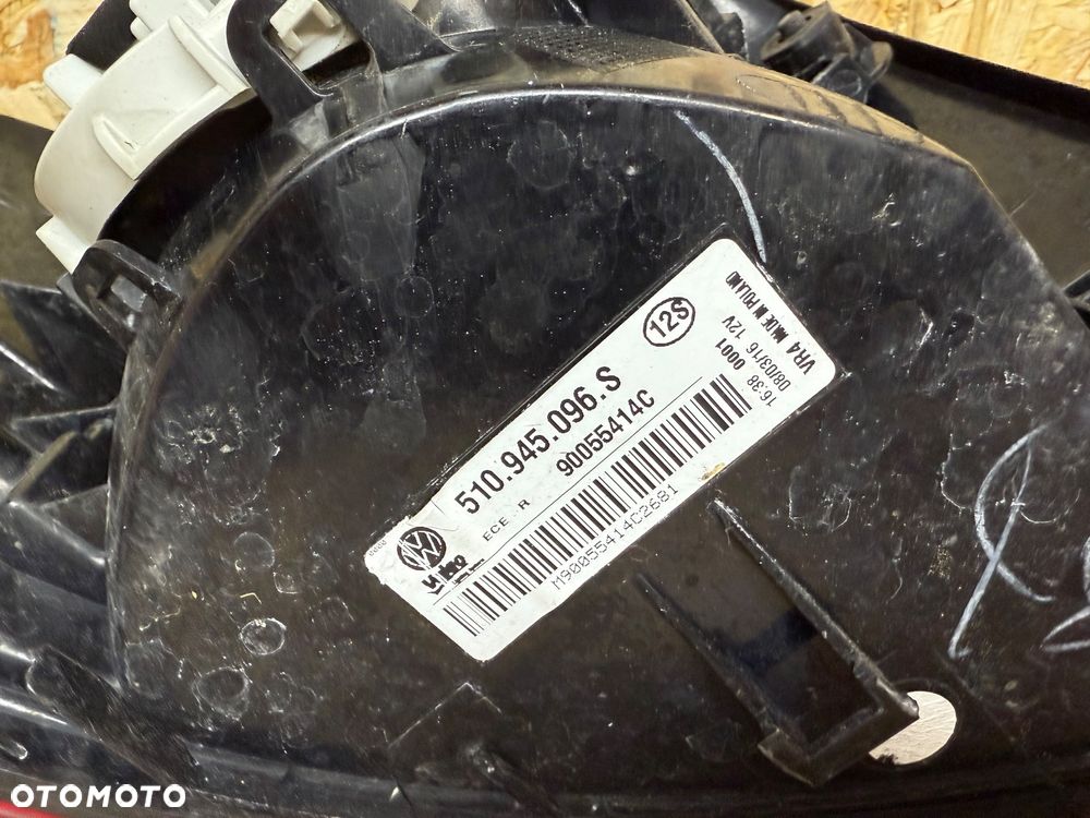 LAMPA TYŁ PRAWA W BŁOTNIK VOLKSWAGEN GOLF SPORTSVAN 510. 510945096S - 2