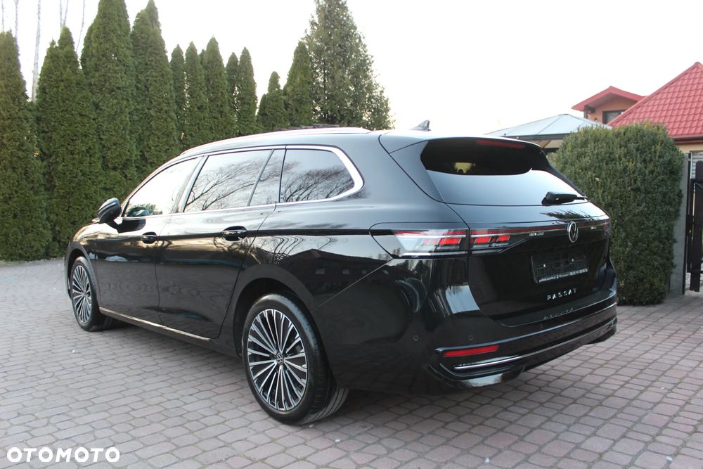 Volkswagen Passat 2.0 TDI EVO Elegance DSG - 4