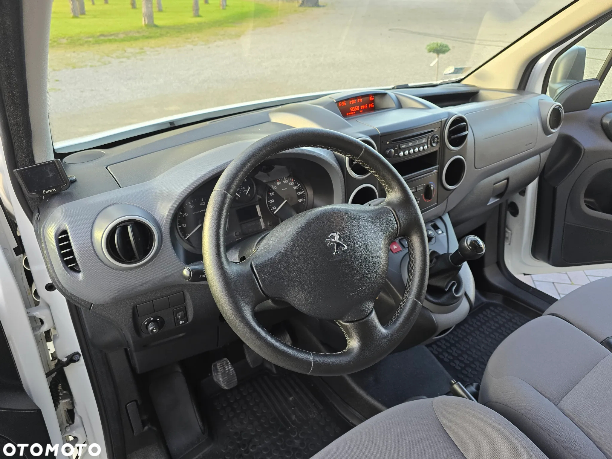 Peugeot PARTNER L1 1.6 HDI 90KM KLIMA LEKTRYKA SALON PL - 31