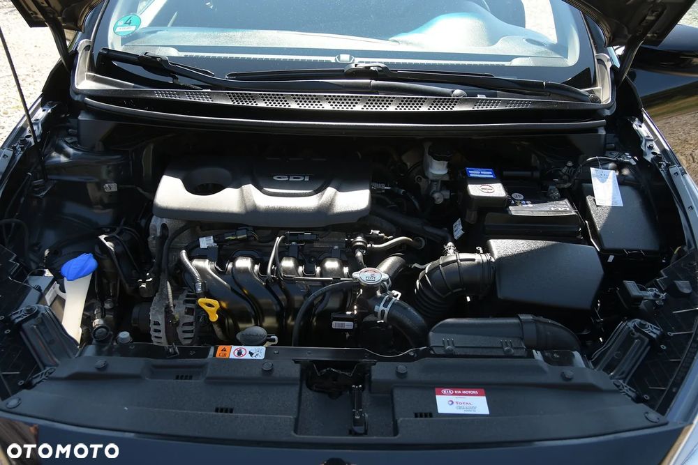 Kia Ceed 1.6 GDI Dream Team Edition - 35