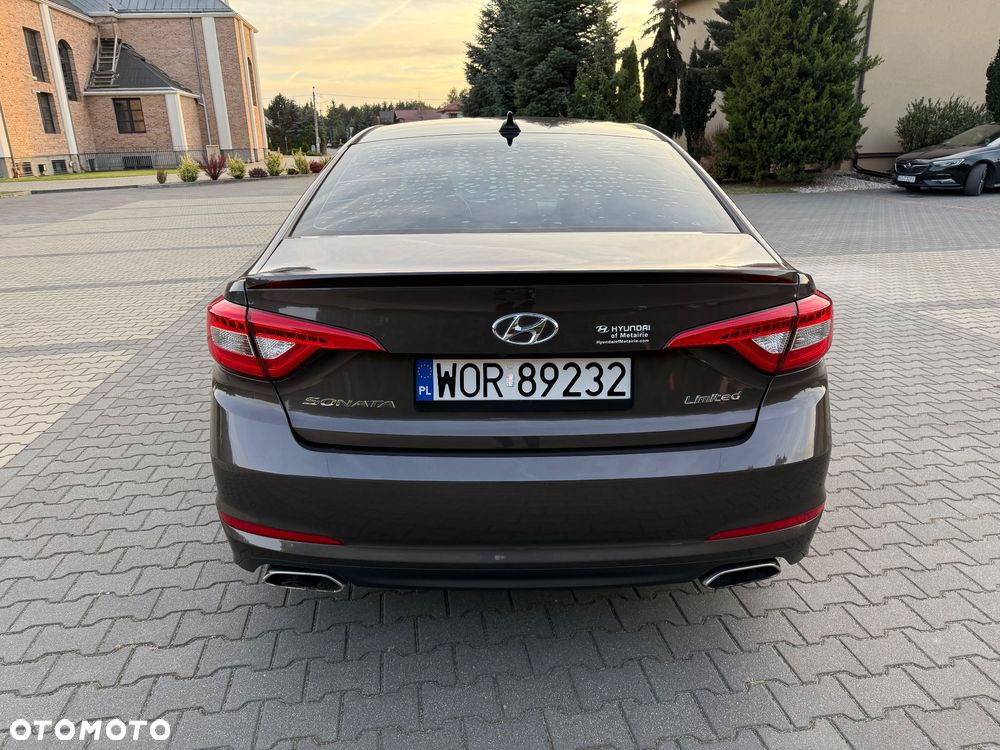 Hyundai Sonata 2.4 SE - 11